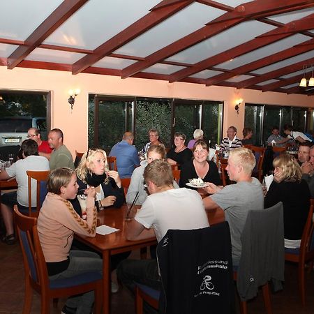 Camping Oase Praha Hotel Zlatniky  Luaran gambar