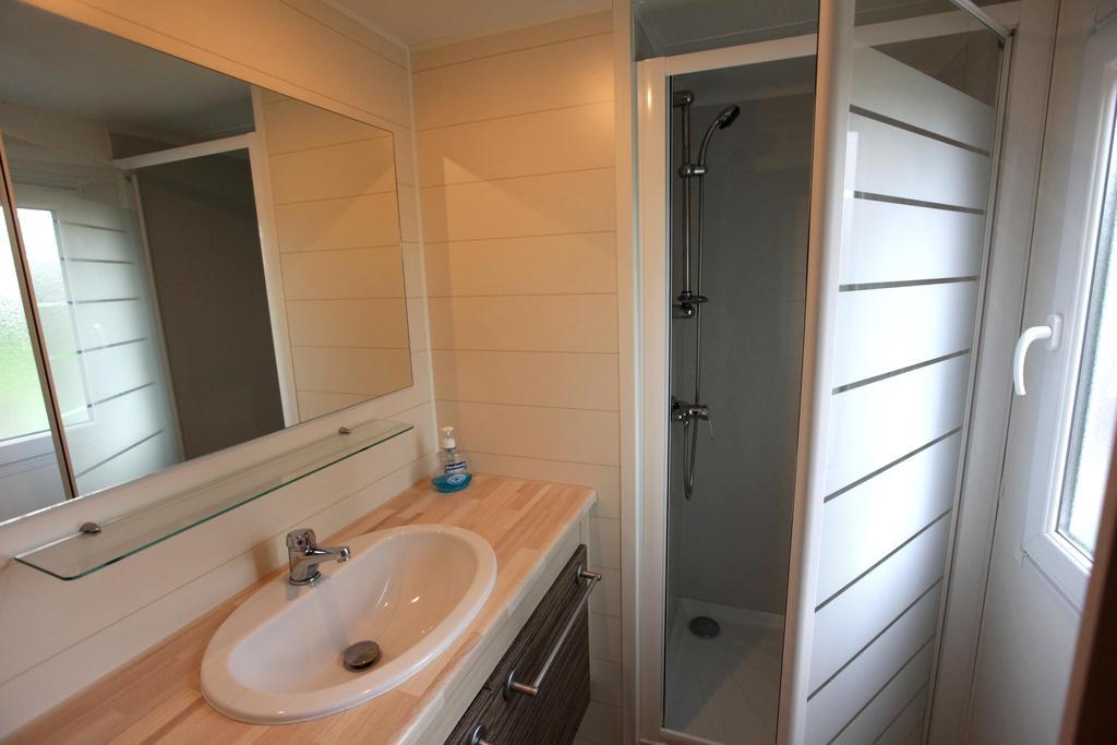 Camping Oase Praha Hotel Zlatniky  Bilik gambar