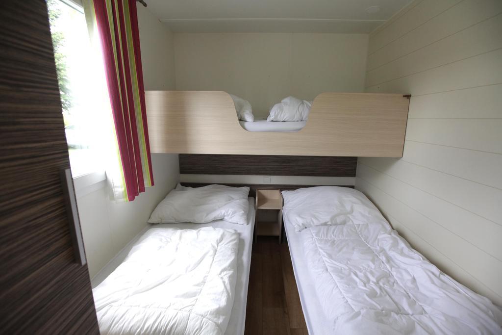 Camping Oase Praha Hotel Zlatniky  Bilik gambar